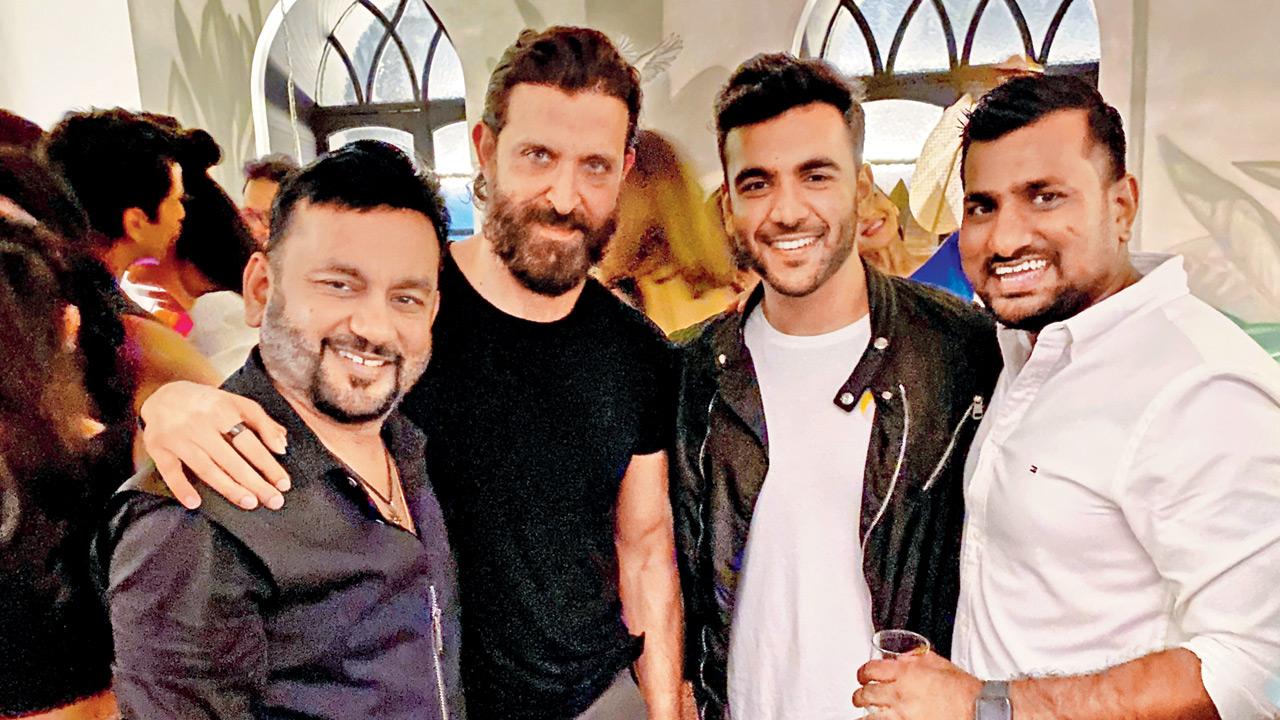 Shailesh Gupta and Vedant Gupta with Hrithik Roshan