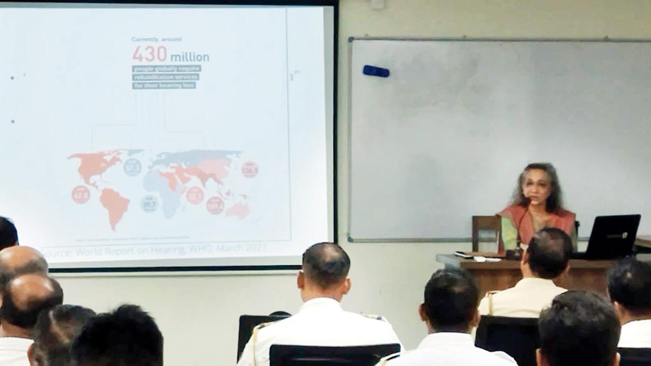 Sumaira Abdulali, Convenor of NGO Awaaz Foundation, trains traffic cops on action to be taken against noise pollution violations