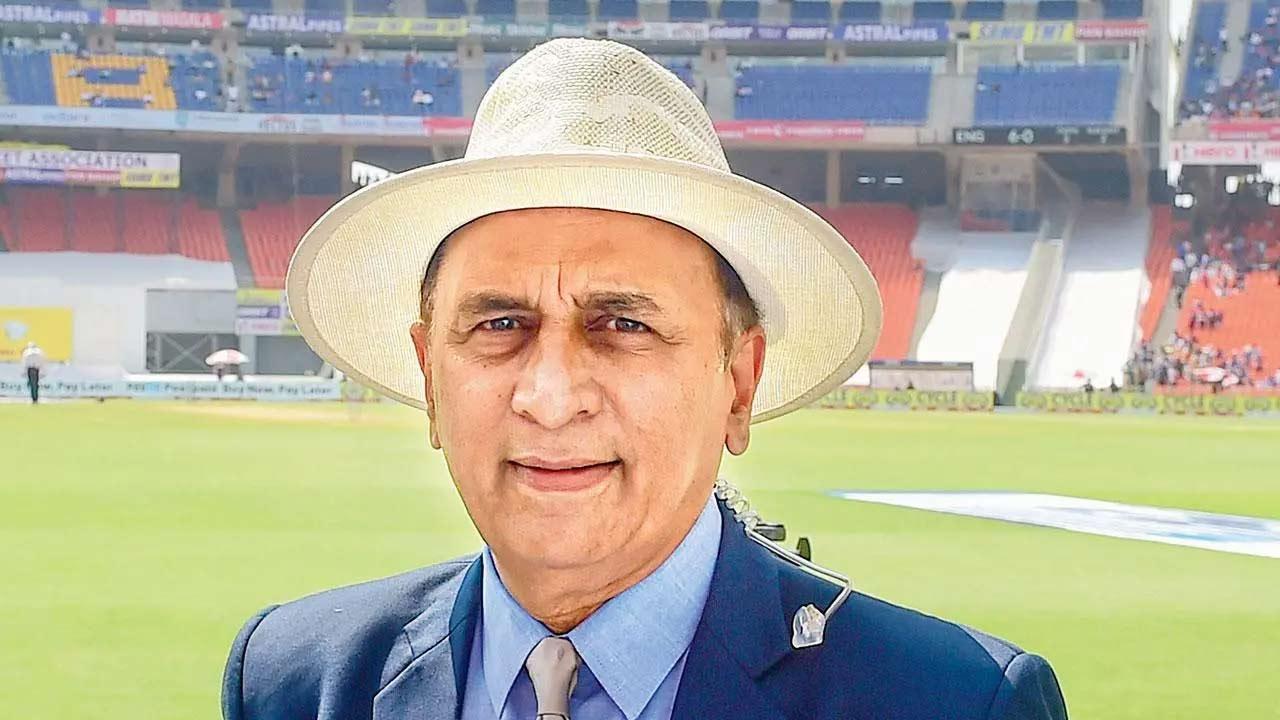 Sunil Gavaskar jokingly asks English commentator Alan Wilkins about getting Kohinoor back during IPL match