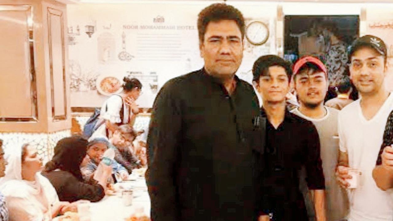 Khalid Hakim and his sons at Noor Mohammadi Hotel