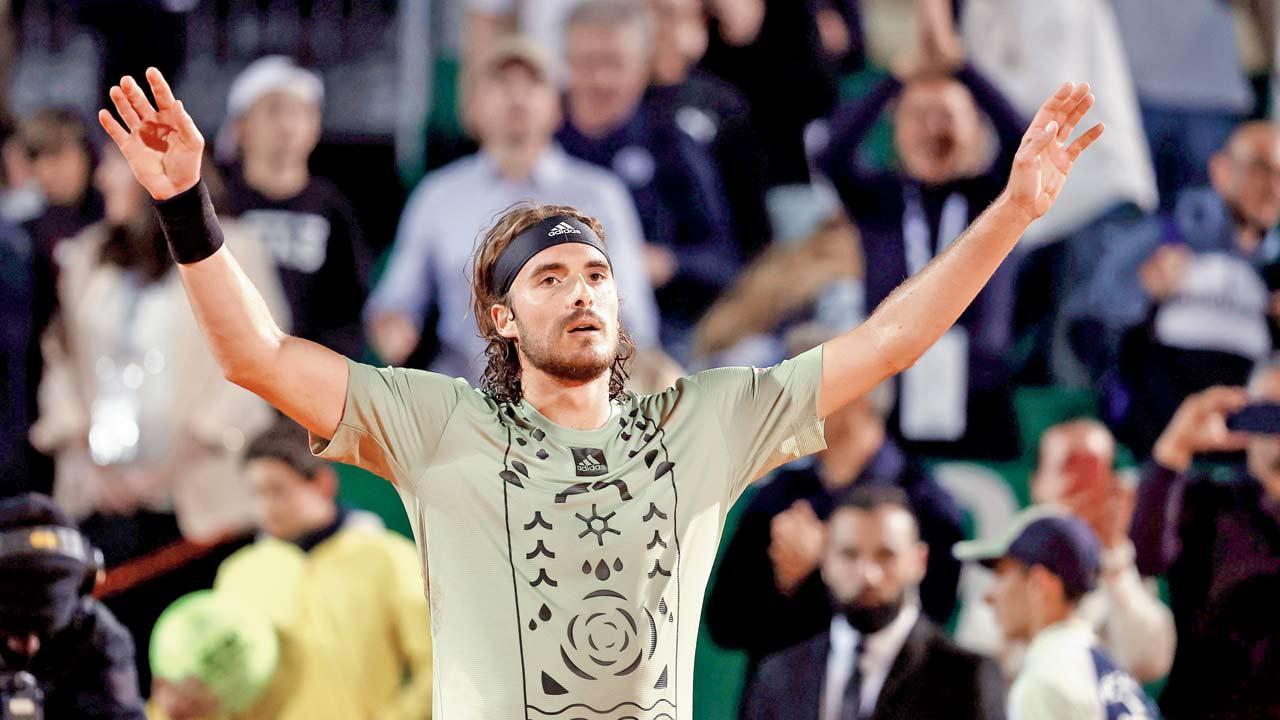 Tsitsipas keeps Monte Carlo defence alive with thrilling comeback