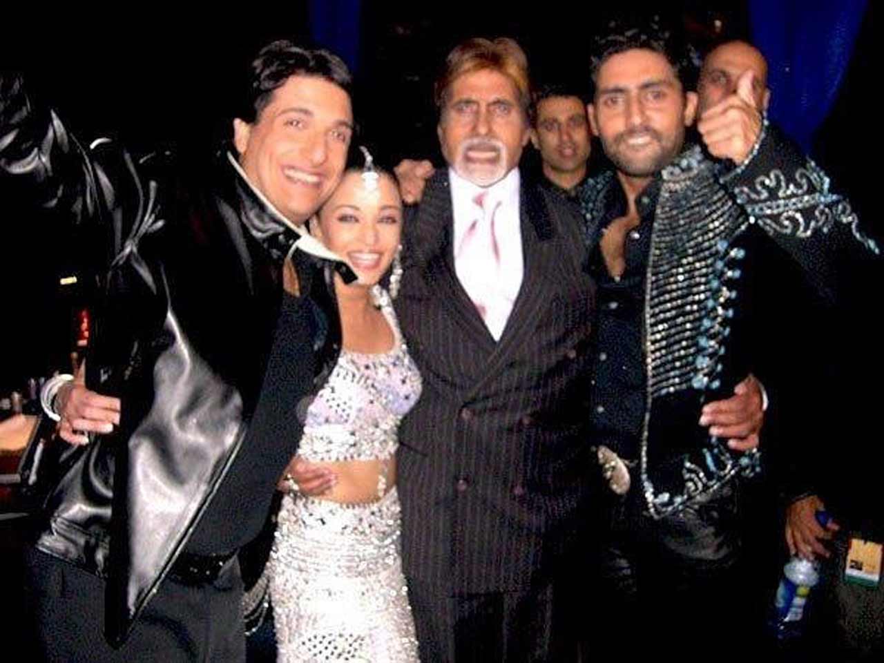 Aishwarya Rai Bachchan and Abhishek Bachchan with Shiyamak Davar and Amitabh Bachchan at one of their performances. The happy group posed for a picture at the backstage.