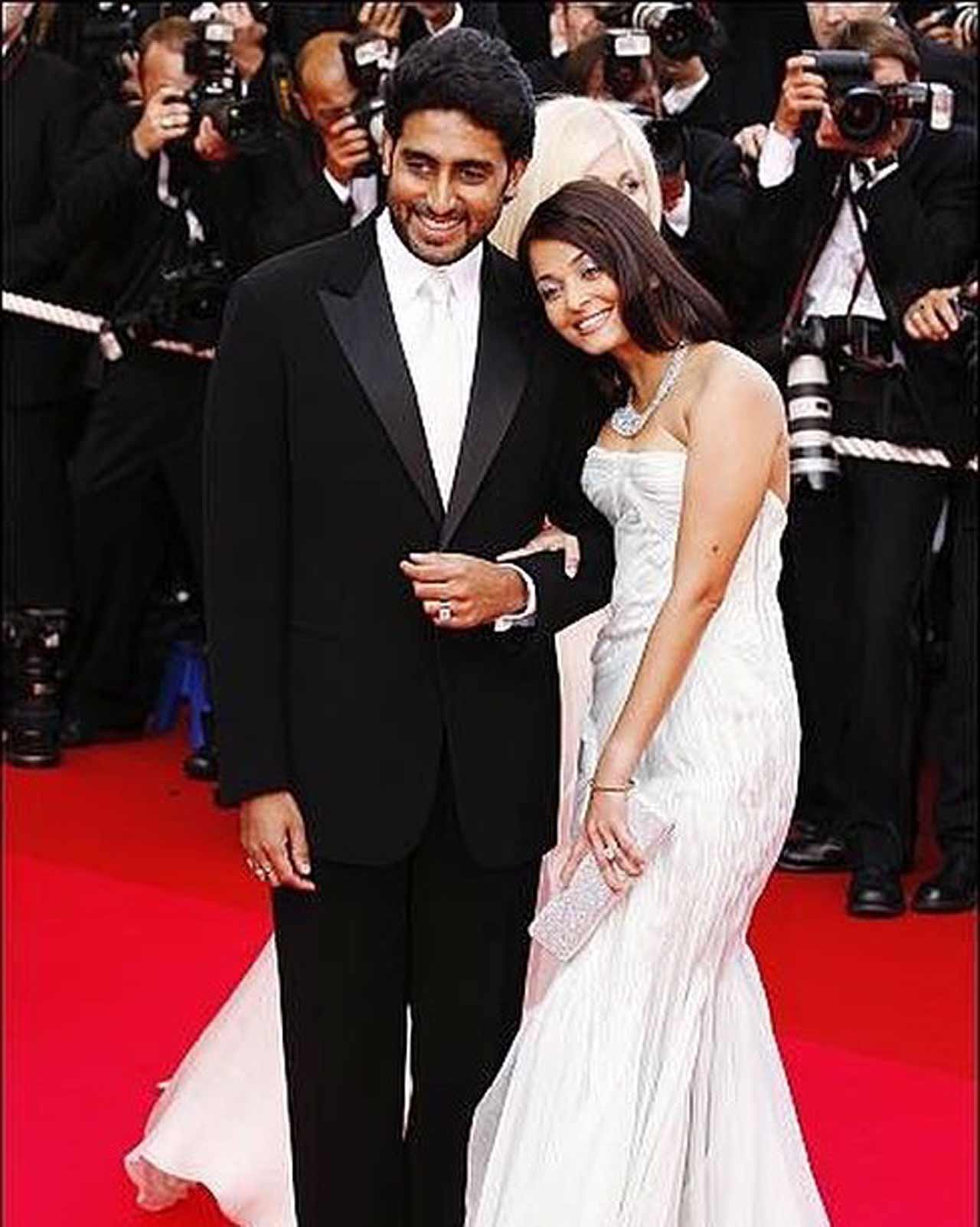 Abhishek Bachchan and Aishwarya Rai Bachchan appeared on The Oprah Winfrey Show in September 2009 and were described as more famous than Brangelina. They have been described as a supercouple in the Indian media. The viral videos of the duo - Abhishek showing off his funny side whereas Aish laughing out loud on her husband's wit is not new to the followers.