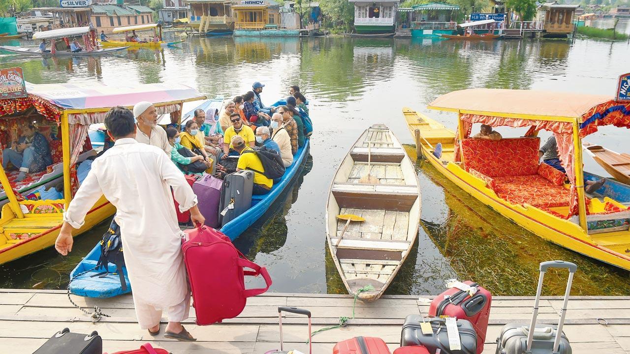 Hotels in north ‘sold out’ to city vacationers