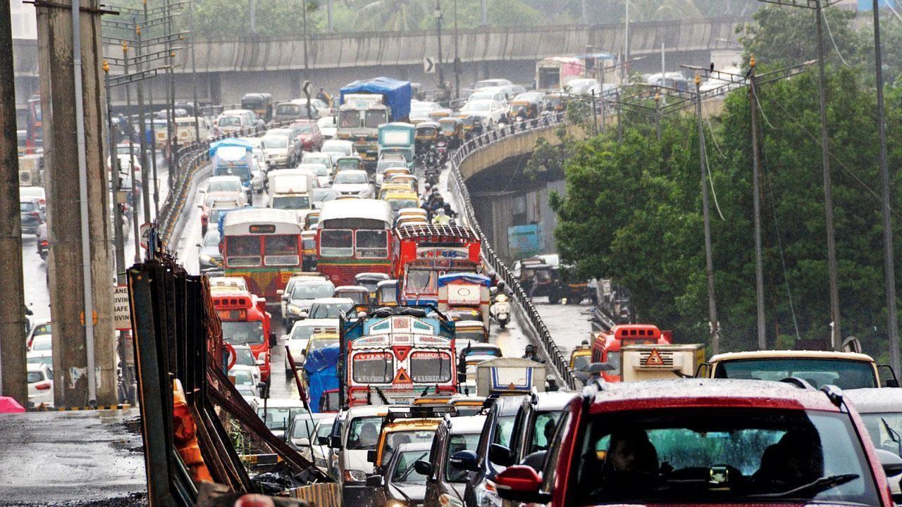 Mumbai's air quality improves; AQI at 86