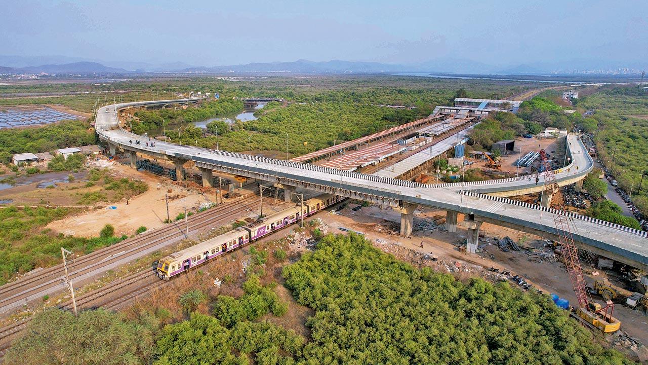The 1.3-km road overbridge connects Naigaon East and West. Pics/Hanif Patel