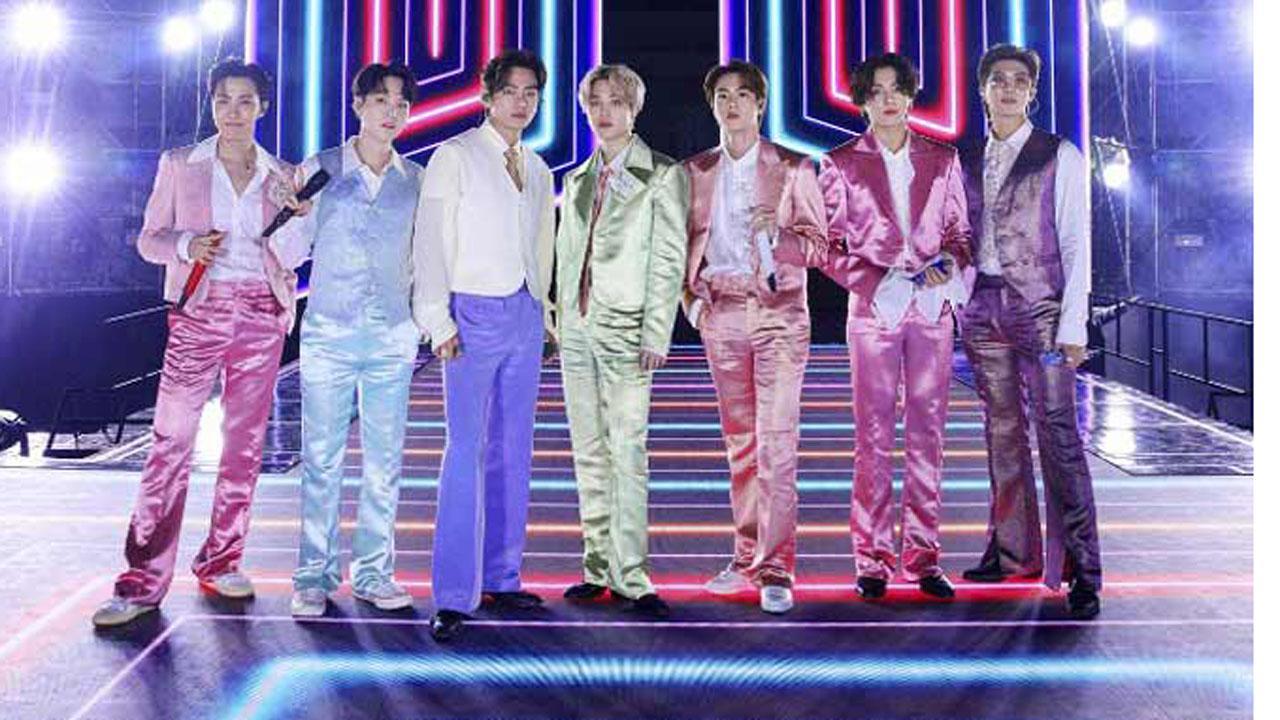 BTS's Jimin hit by flower bouquet, headband flung at Jin during Las Vegas concert