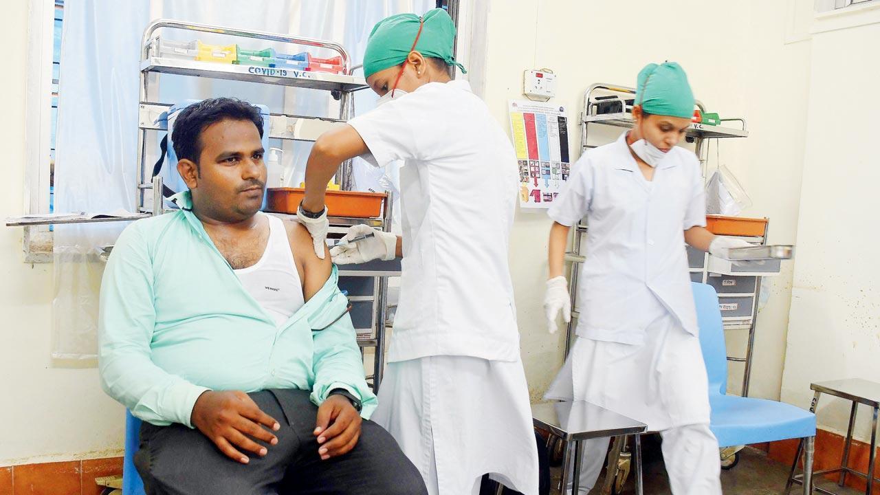Mumbai: Office-goers, air travellers among rising Covid-19 cases