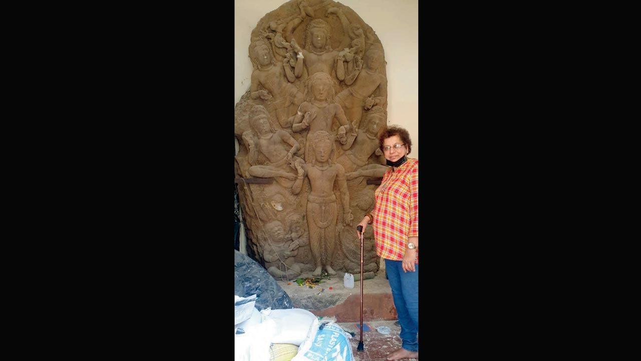 Dr Anita Rane Kothare with the rock cut sculpture of Shiva discovered at Parel
