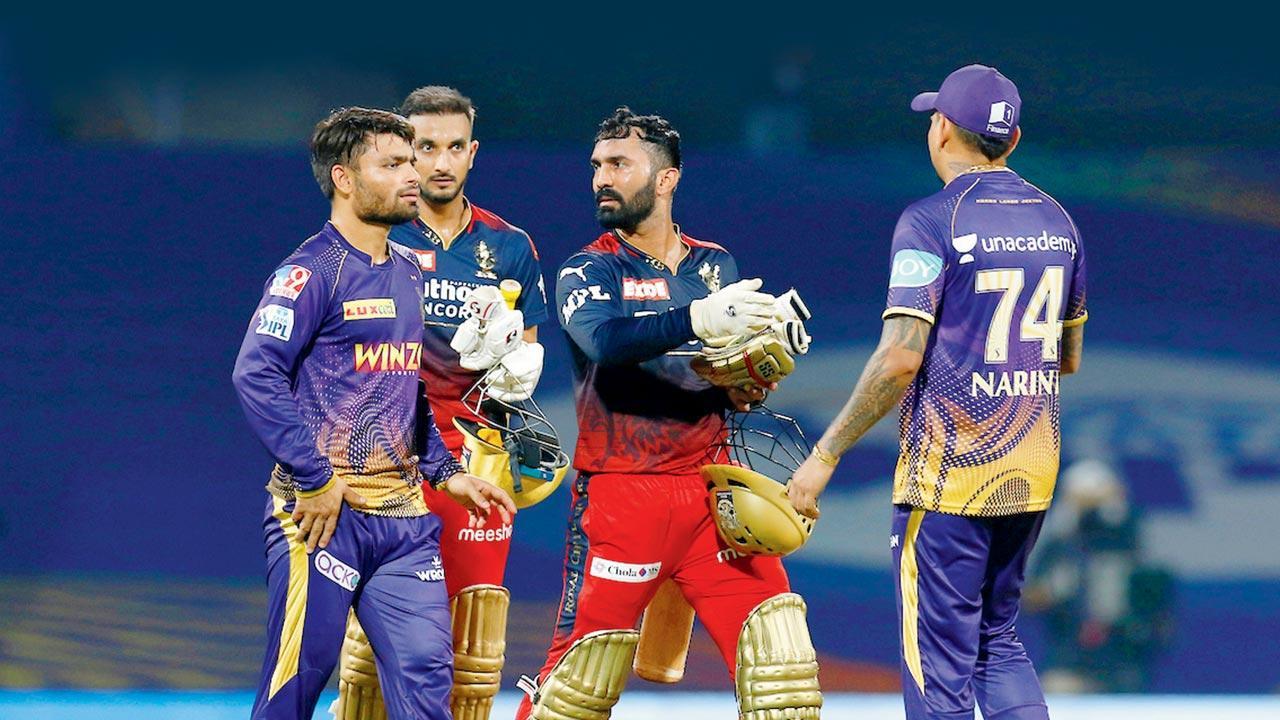 IPL 2022: Dinesh Karthik is as cool as MS Dhoni - Faf du Plessis