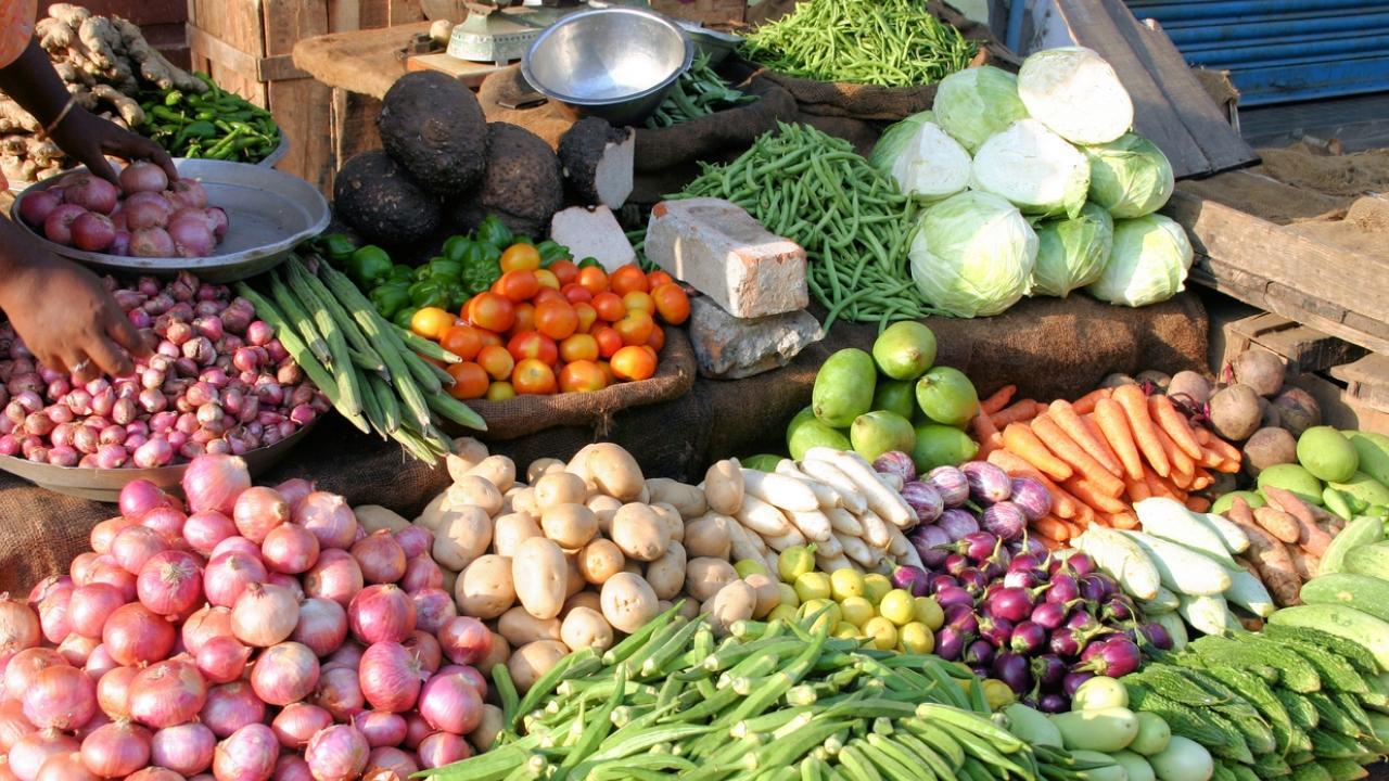 Prices of fruits, veggies surge following fuel price hike