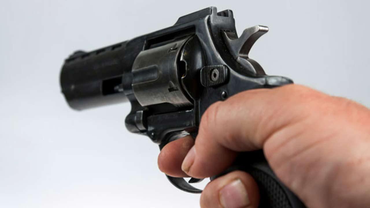Father of UP boy shot dead in Canada demands waiver of study loan