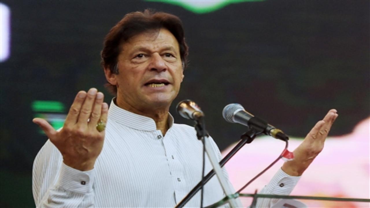 PTI parliamentary party meeting chaired by Imran Khan underway