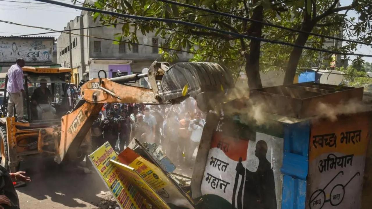 Status quo to be maintained till further orders: Supreme Court on anti-encroachment drive in Jahangirpuri