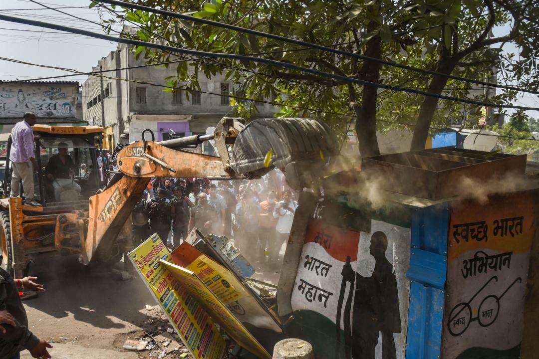 An anti-encroachment drive by the North Delhi Municipal Corporation (NDMC) in the violence-hit Jahangirpuri area. Pic/PTI