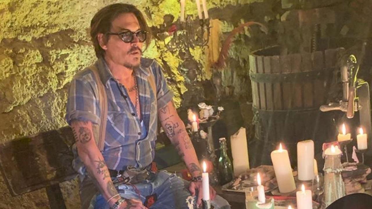 Pictures of Johnny Depp passing out after taking opioids, his drugs shown in court