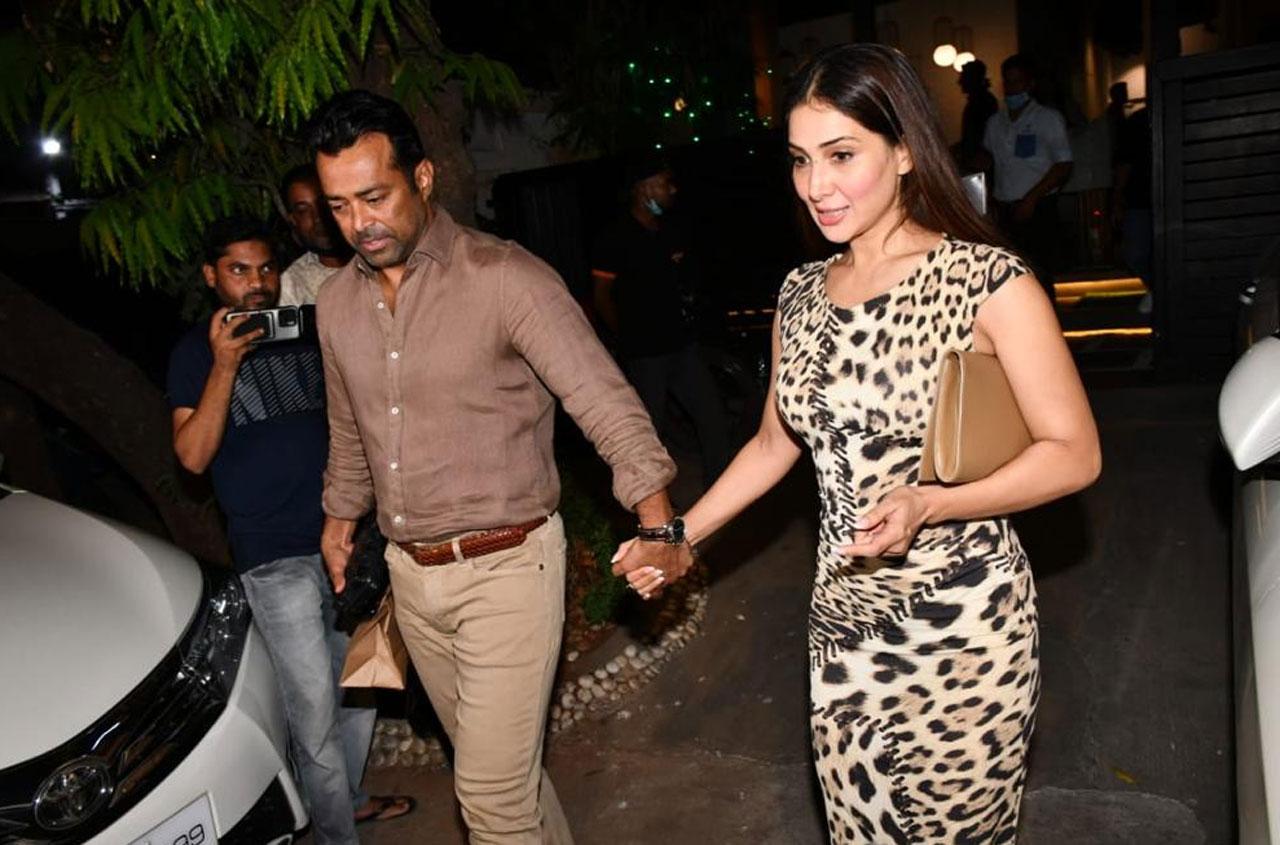 The tennis star opted for a light brown shirt and brown pants whereas the 'Mohabbatein' actress chose to flaunt a leaopard-printed dress. It has been a long time since they made their relationship official.