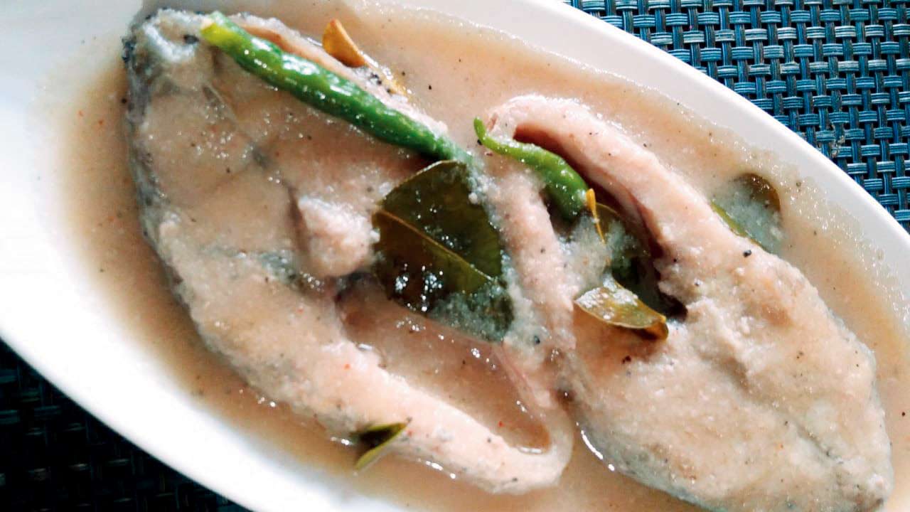 Gondhoraj lime leaf fish