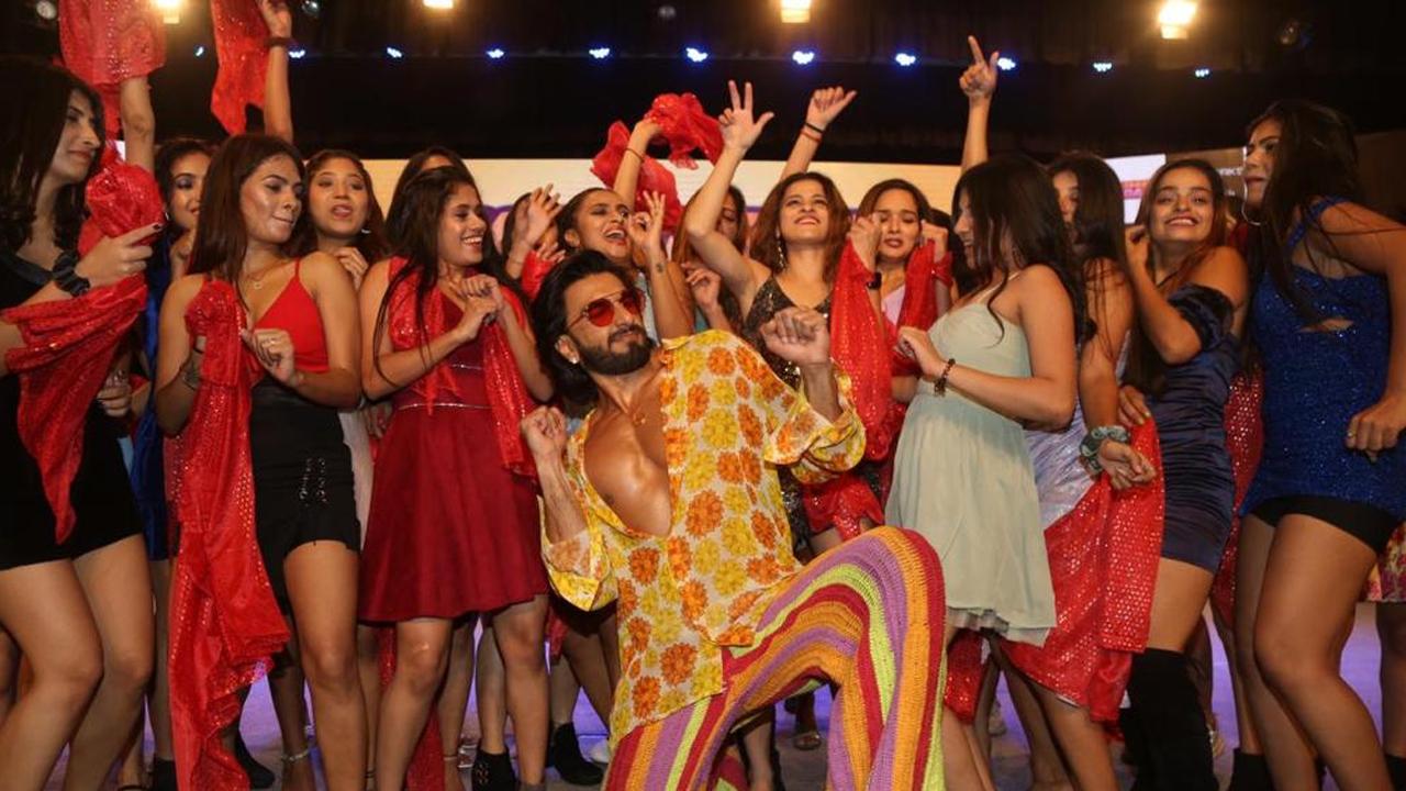 Ranveer Singh is dancing his way with Firecracker, the first song from YRF's 'Jayeshbhai Jordaar'. He planned a big launch for the song that saw him perform a impromptu dance routine in front of a packed college in Mumbai. Read the full story here