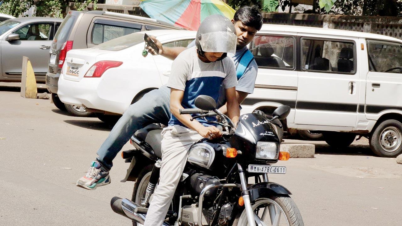  mid-day reporter on a trip at Goregaon East. Pic/Anurag Ahire