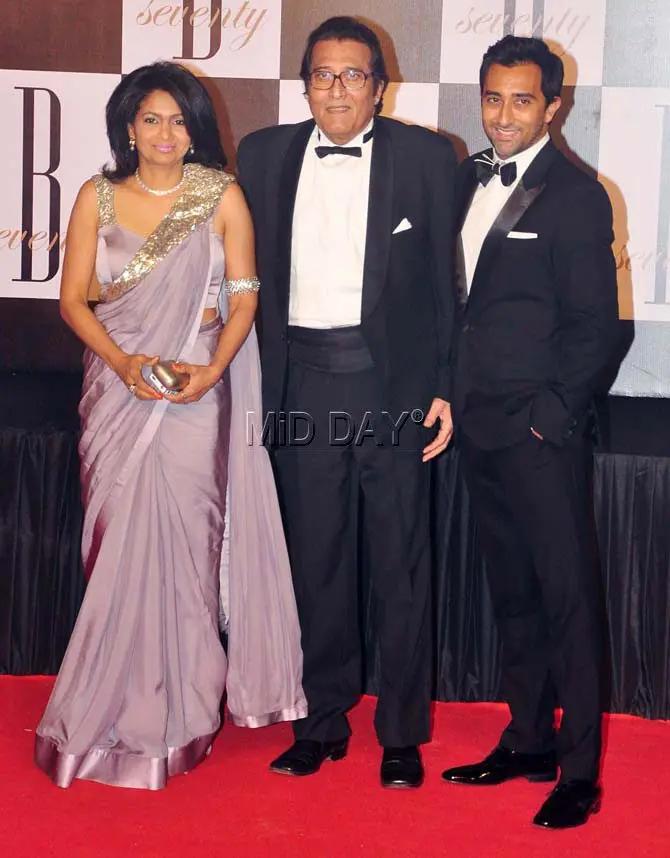 Vinod Khanna with wife Kavita and son Rahul Vinod Khanna with wife Kavita and son Rahul