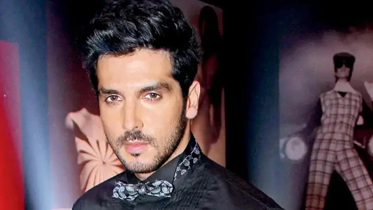 Actor Zayed Khan recently took to social media to share pictures of his physical transformation and also thanked Bollywood actor and his ex-brother-in-law Hrithik Roshan in the post and called him his 'mentor' in the post. Read the full story here
