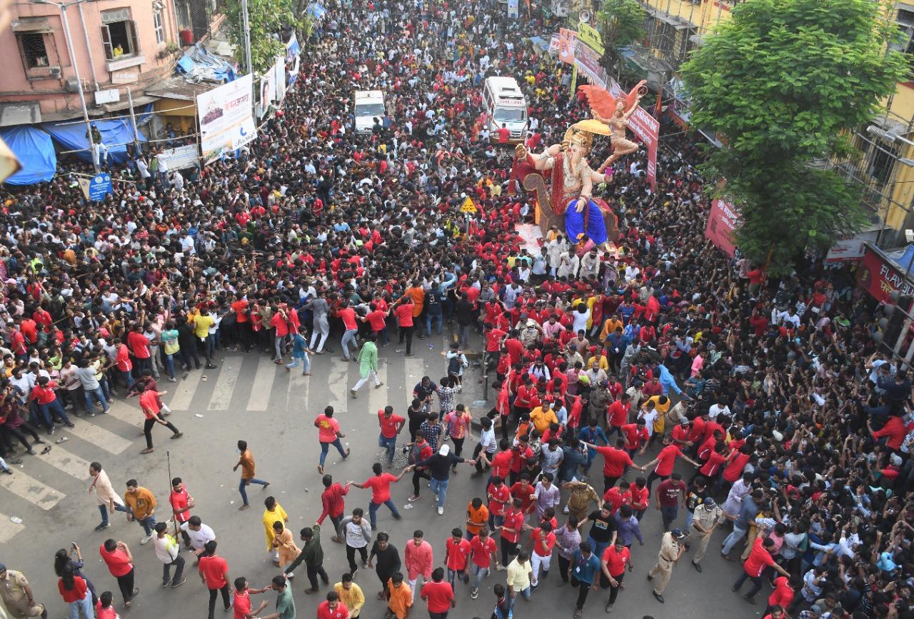 Devotees carry Chinchpoklicha Chintamani ahead of the Ganesh Chaturthi festival.