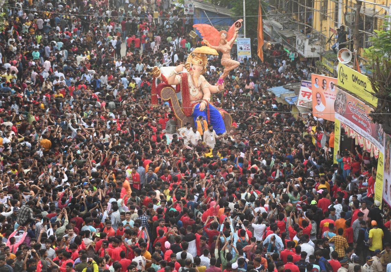 The Brihanmumbai Municipal Corporation (BMC) officials on Saturday told PTI that the civic body had received 3,500 applications for erection of public pandals for Ganpati, a sizable increase from the 2,400 permission given last year.