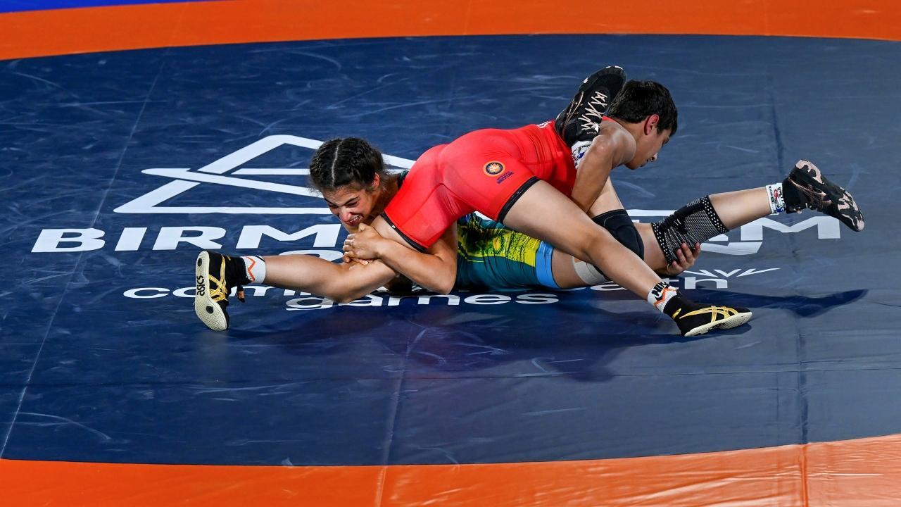 CWG 2022 Wrestling: Anshu Malik, Sakshi Malik make it to semifinal