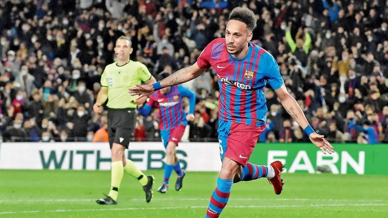 Barcelona FC's Pierre-Emerick Aubameyang attacked and robbed at his house