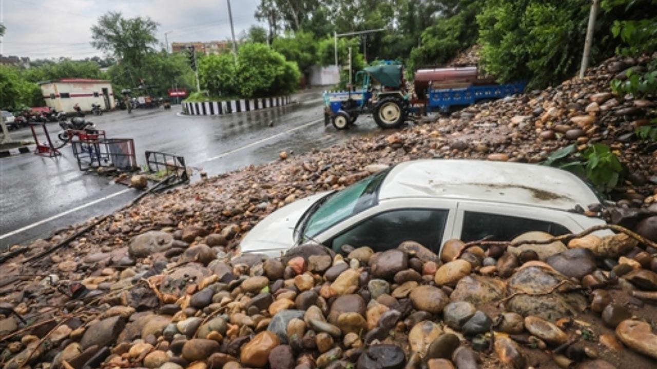 Jammu and Kashmir: 2 women washed away in flash floods in Ramban