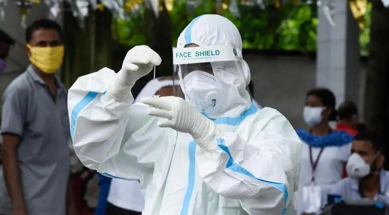Covid-19: 14 new cases of BA.5 and 35 of BA.2.75 detected in Maharashtra