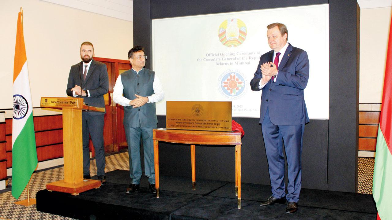 (From left) Anton Pashkov from the consulate, Vijay Waghmare, secretary of food, civil supplies and consumer protection department, Maharashtra, and Sergei Aleinik at the opening ceremony of the Consulate General of the Republic of Belarus in Mumbai