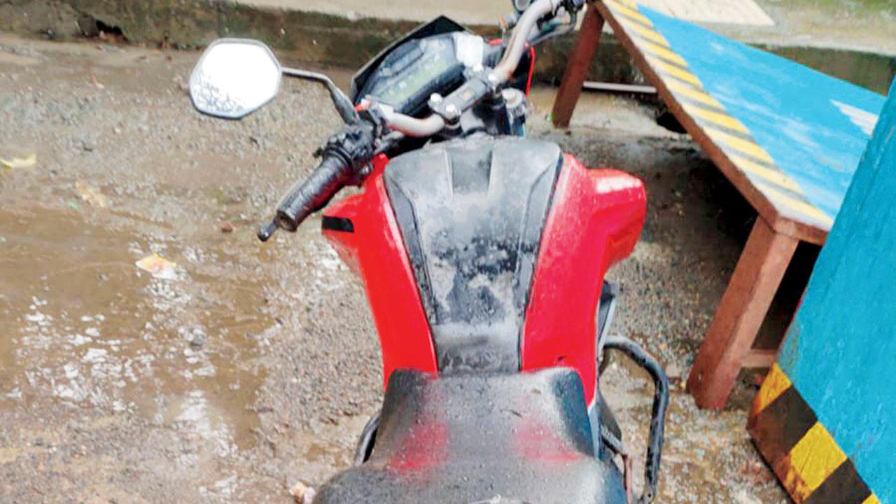The police said Nazir Shah’s bike skid due to potholes