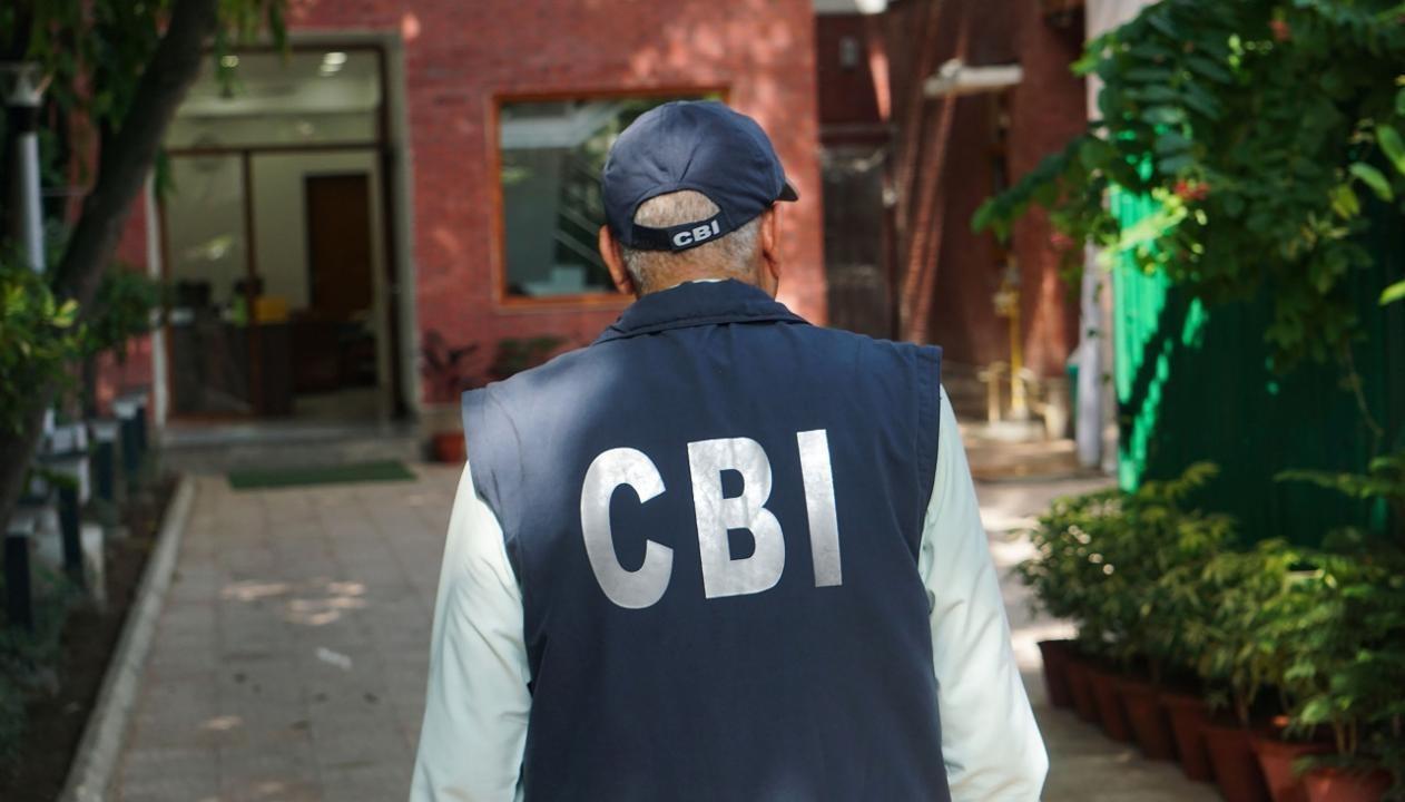 Excise Policy Scam: CBI issues 'Look Out Circular' for 13 including Delhi Deputy CM Manish Sisodia