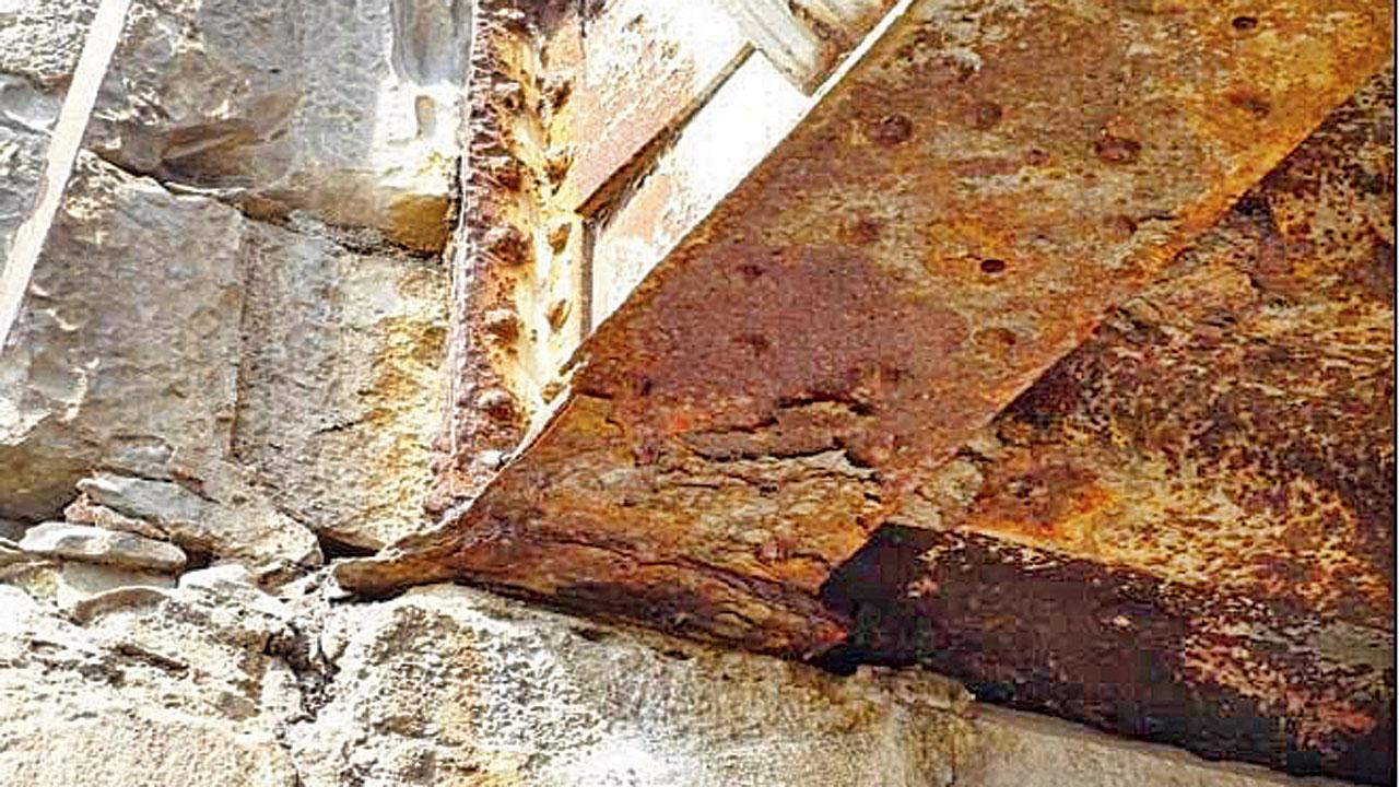 Mumbai: Here’s why 150-year-old Carnac Bridge has to go