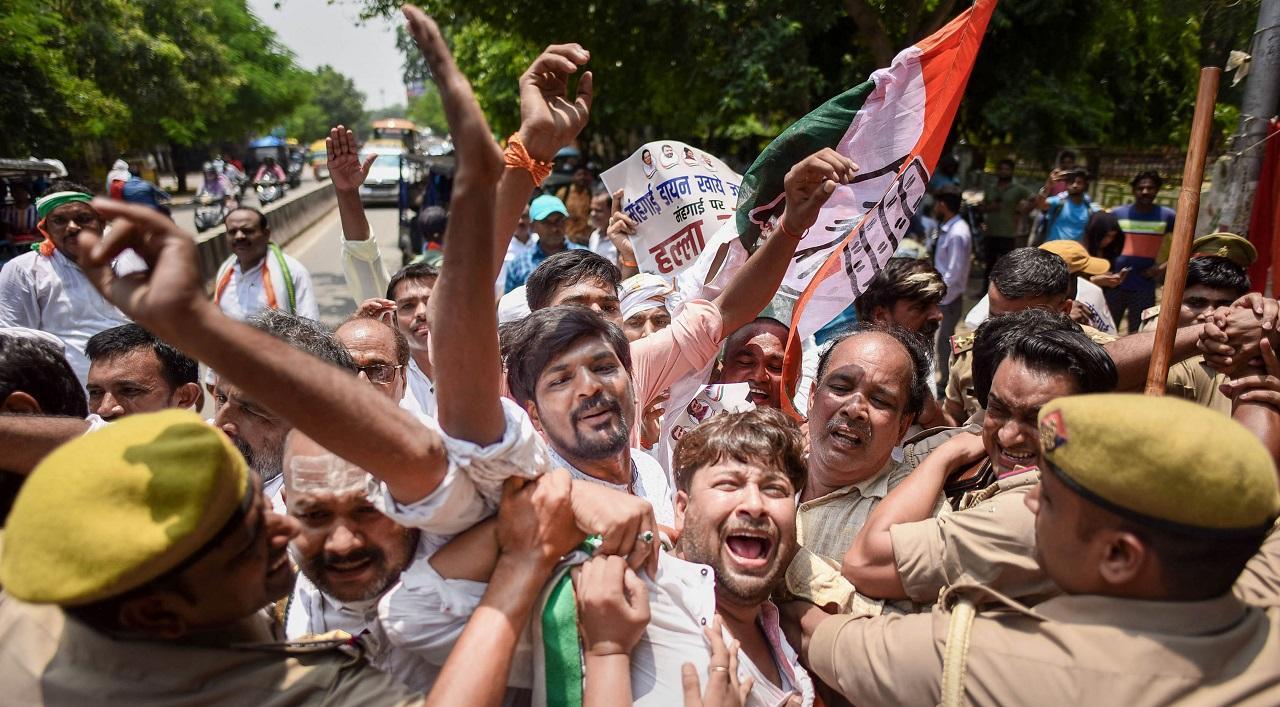 Congress protest: FIR lodged against party workers for obstructing, hurting public servants