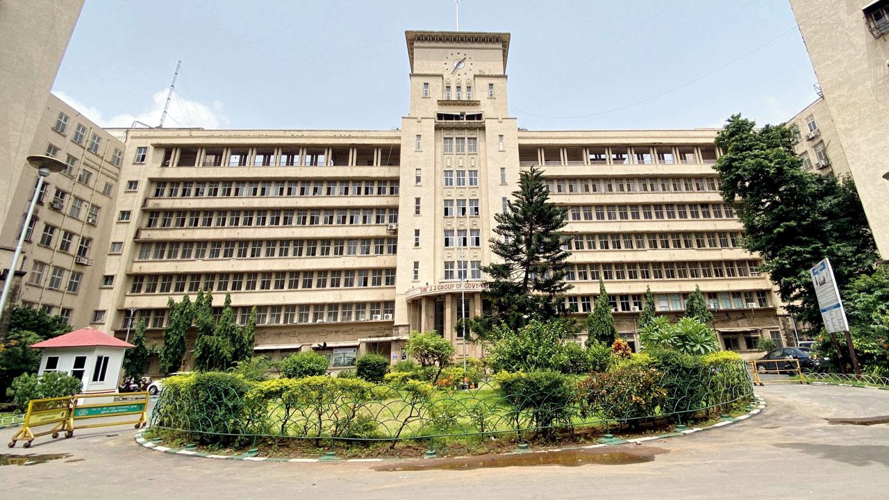 Both resident and undergraduate students, like those at Grant Medical College, could refer to the reports which were available online. File pic