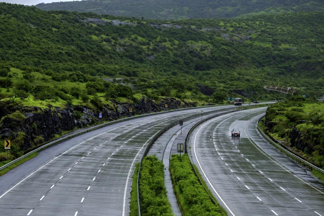 Maharashtra govt announces toll waiver on some road stretches for Ganeshotsav