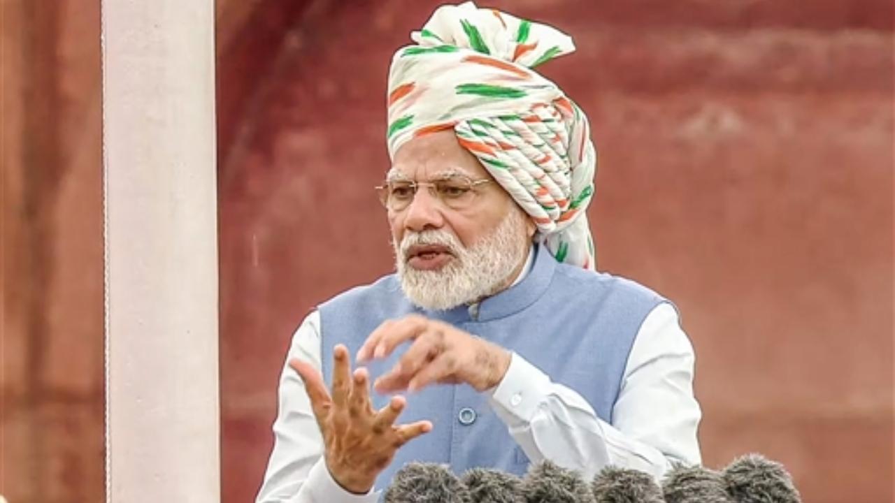 PM Modi called on the people of India to take 