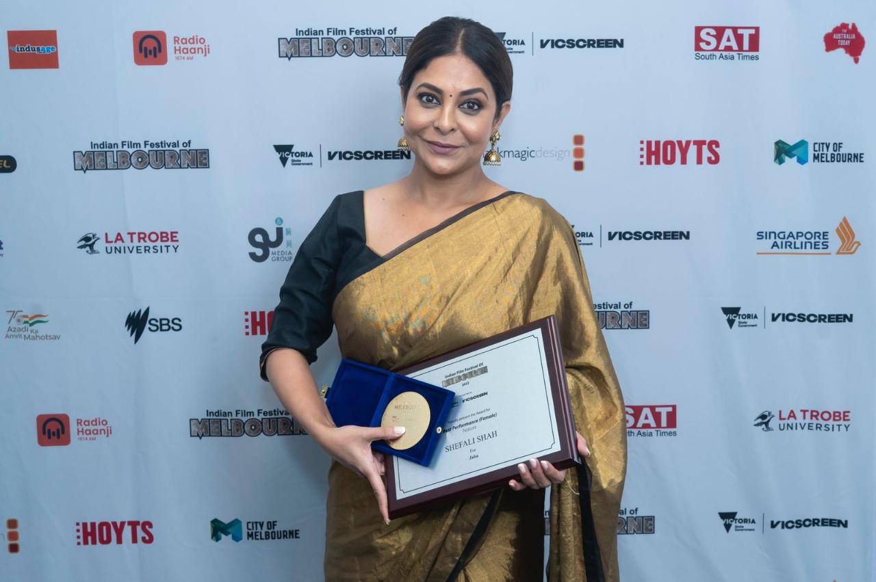 The team of Jalsa starring Vidya Balan, Shefali Shah directed by Suresh Triveni and produced by Vikram Malhotra of Abundantia Entertainment was awarded with the Equality in Cinema Award. Apart from that Shefali bagged the Best Actress award at the festival for her performance in Jalsa