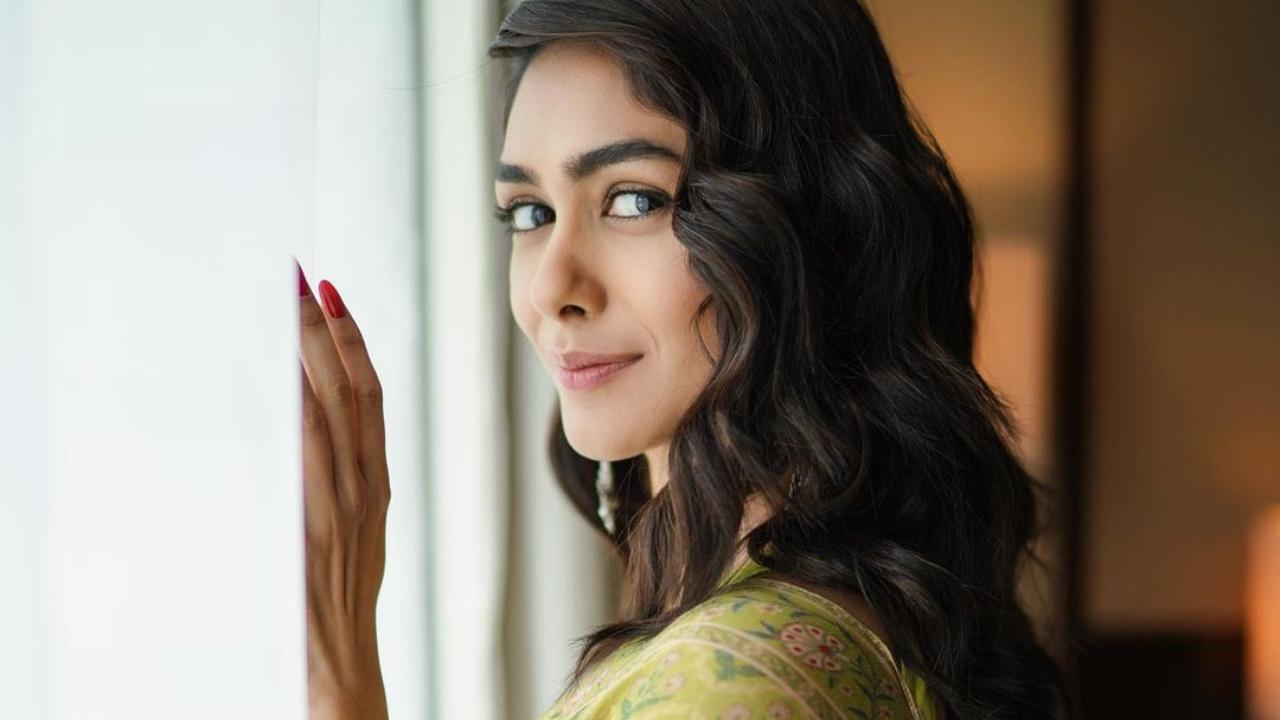 Tuesday Trivia: Mrunal Thakur auditioned for Priyanka Chopra's role in 'The Matrix Resurrections'