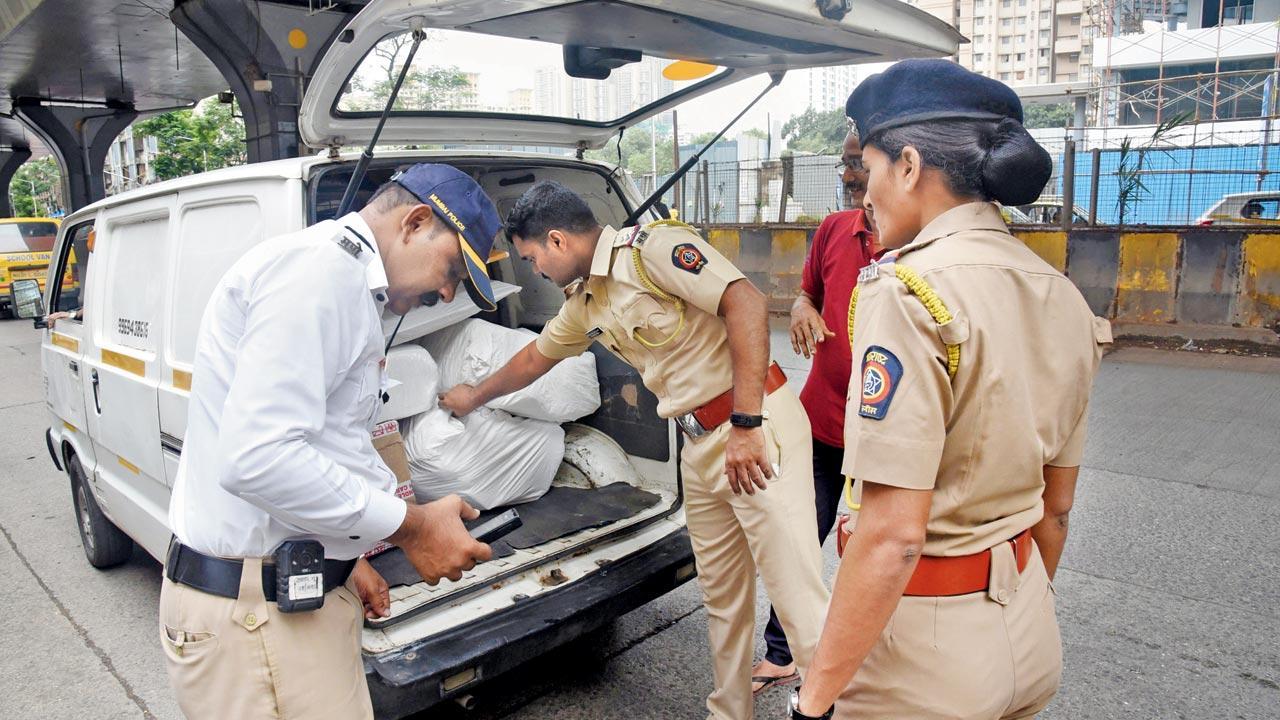 Maharashtra: Mystery boat off coast of Raigad sparks scare