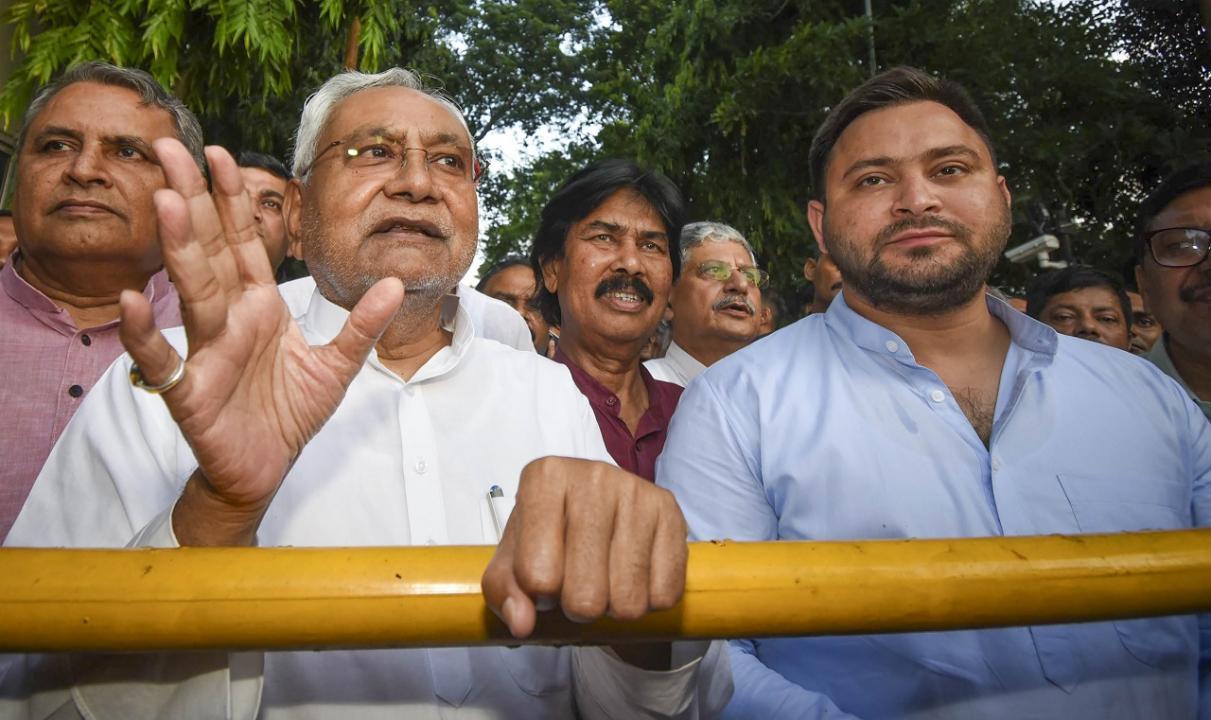 Nitish Kumar, Tejashwi Yadav to be sworn in as CM, Dy CM at 2 pm on August 10