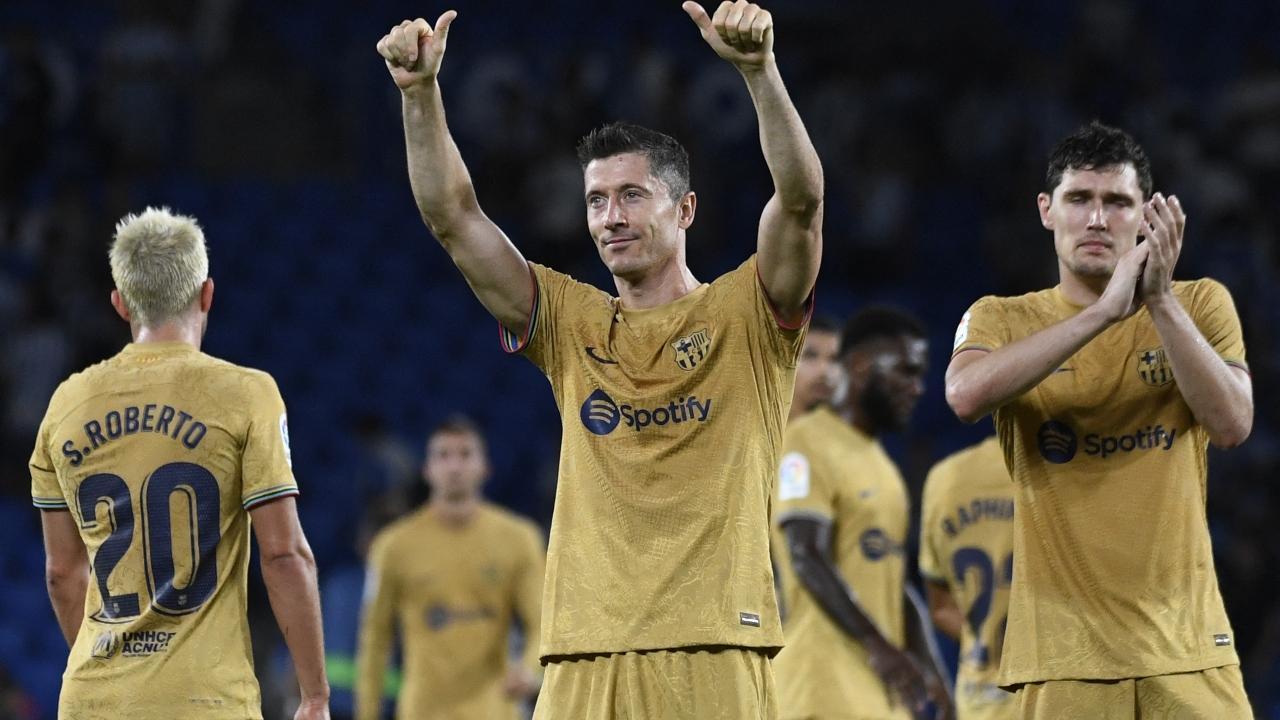 Barcelona golden boy Pedri stunned by Robert Lewandowski's goal scoring ability