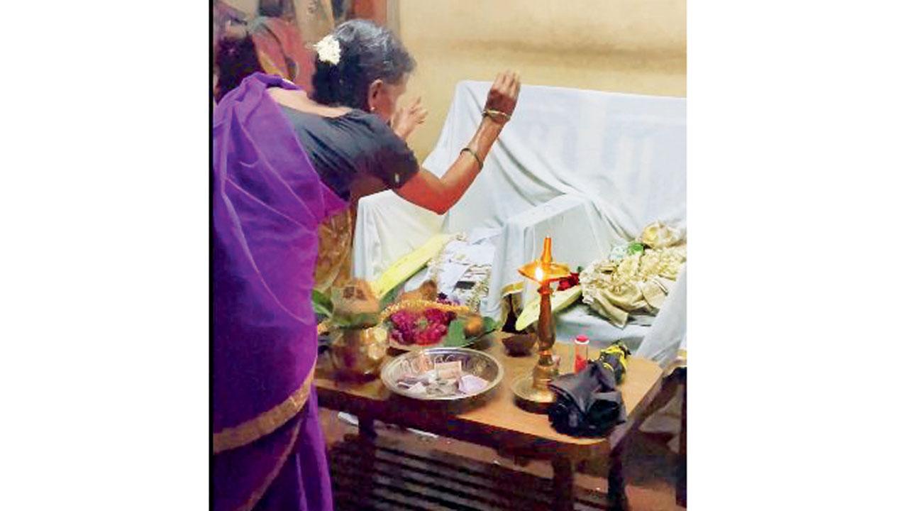 Pretha Kalayanam performed for Shobha and Chandappa who died three decades ago