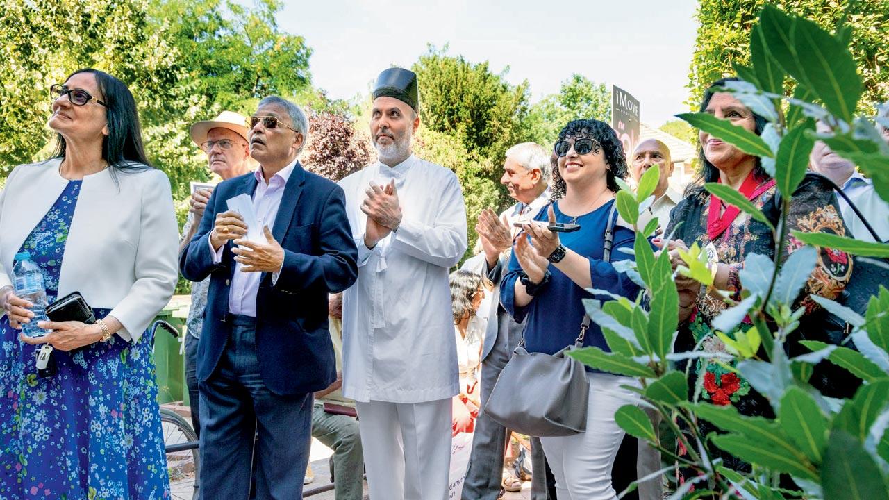The plaque’s unveiling last week was attended by members of London’s Zoroastrian community, including Malcolm Deboo, president of Zoroastrian Trusts Funds of Europe