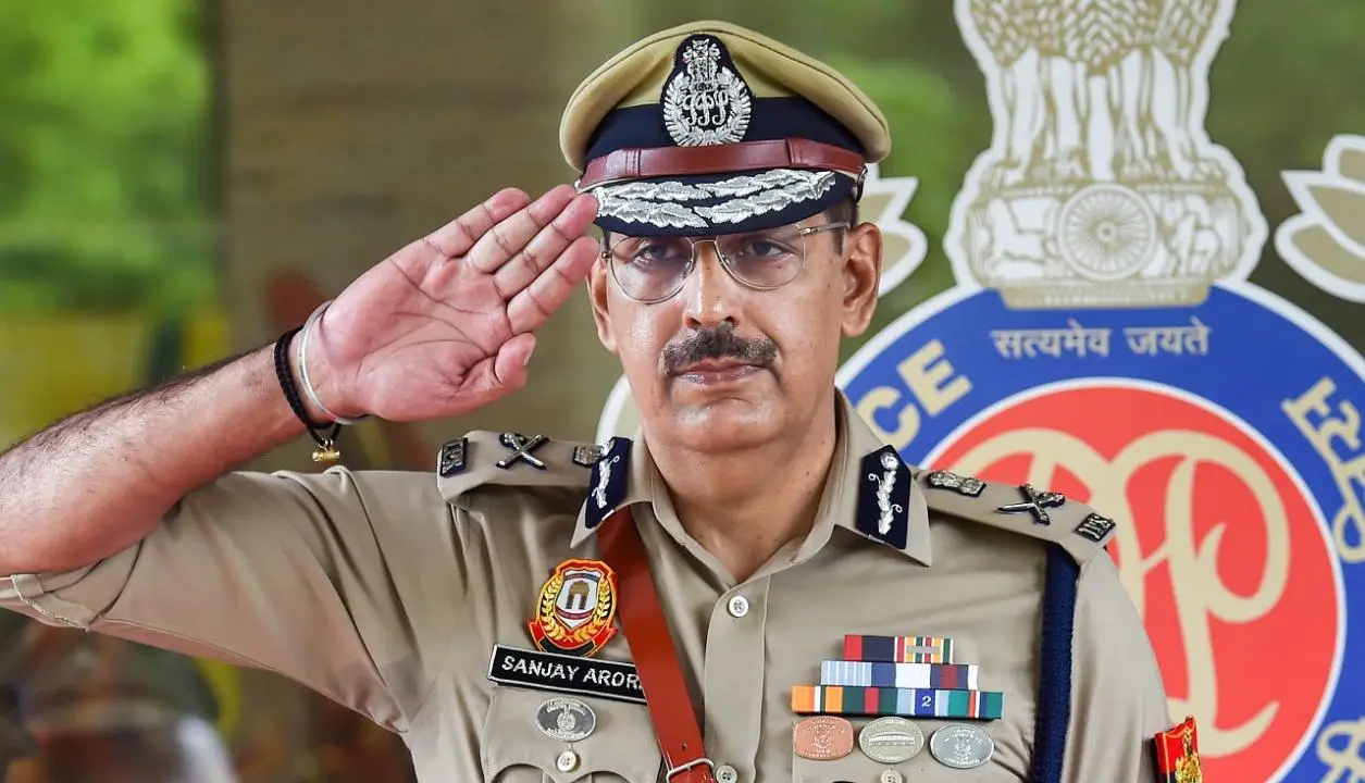 Delhi Police chief Sanjay Arora meets Home Minister Amit Shah