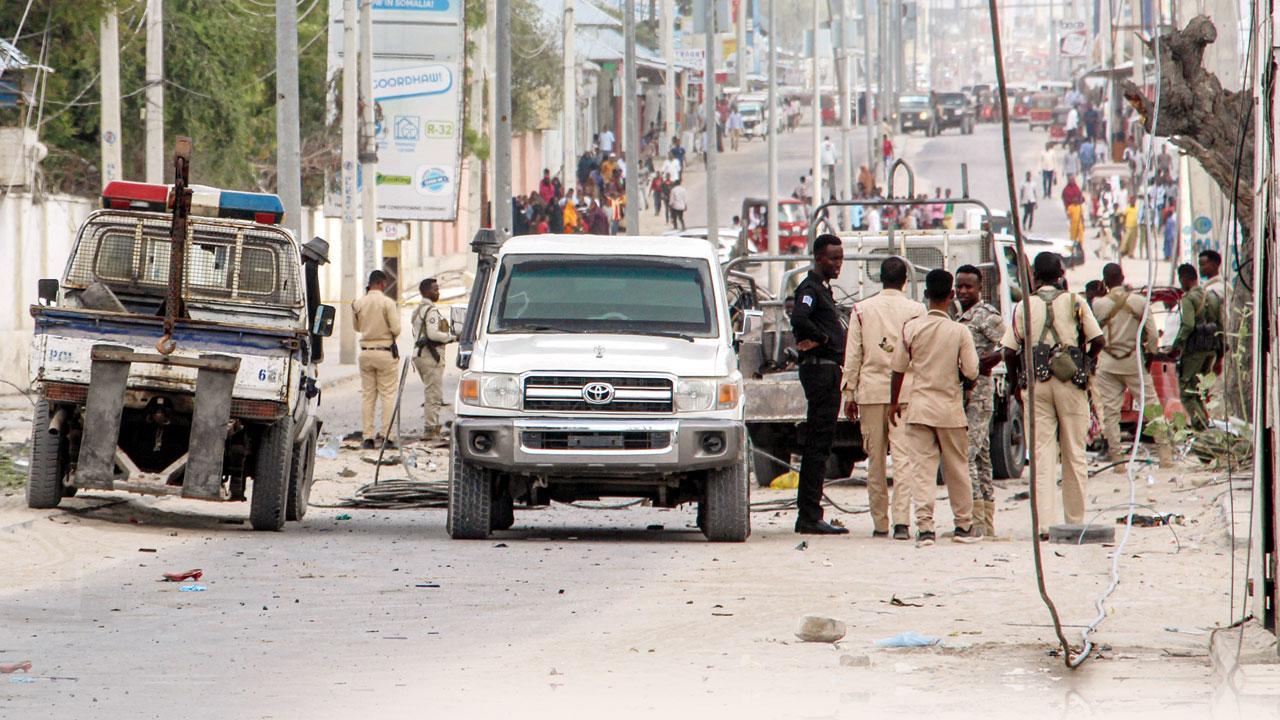 12 killed in Somalian hotel terror siege