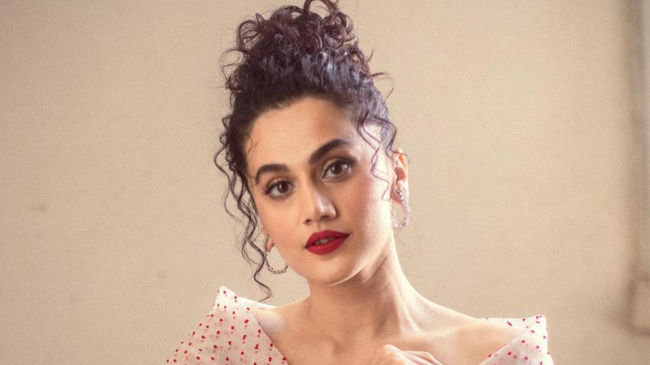 Taapsee Pannu to portray two avatars in Anurag Kashyap's 'Dobaaraa'